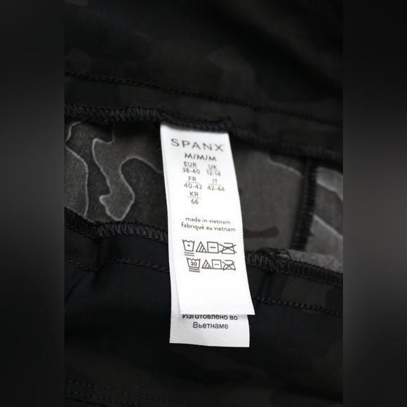 NWT- Spanx shorts in a black camo print. Size medium - Picture 2 of 5